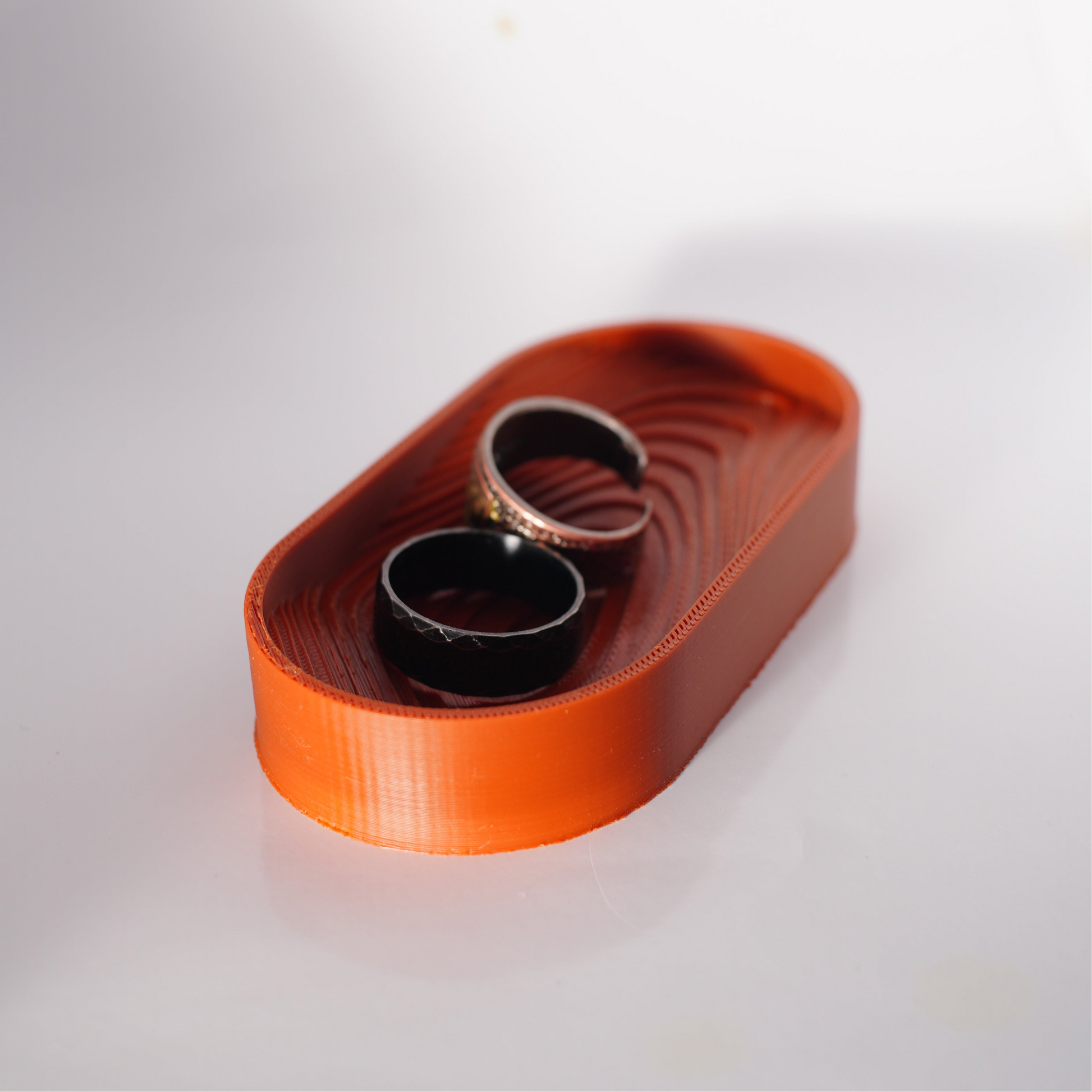 Premium Oval Ring Tray in Bold Deep Red Finish