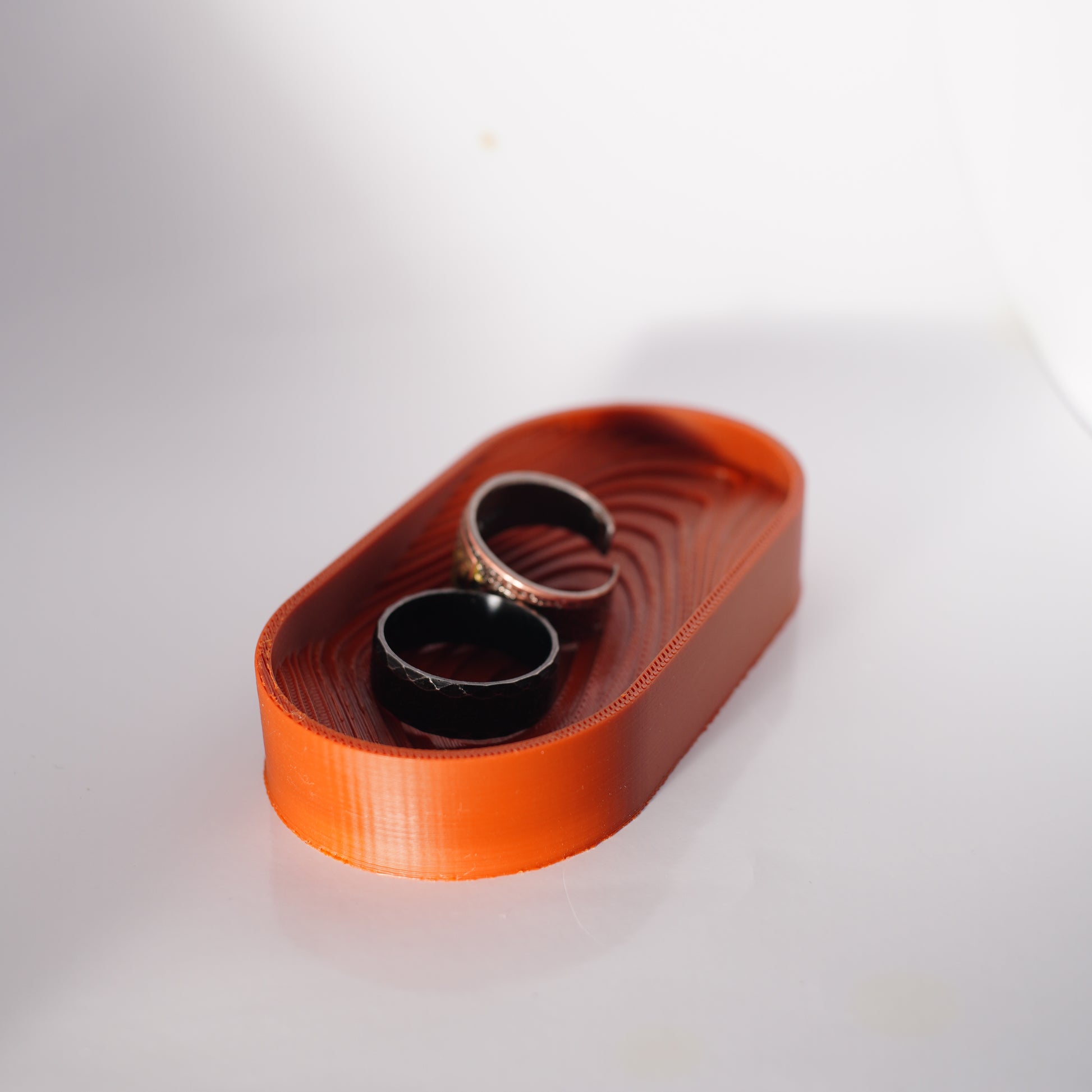 Premium Oval Ring Tray in Bold Deep Red Finish