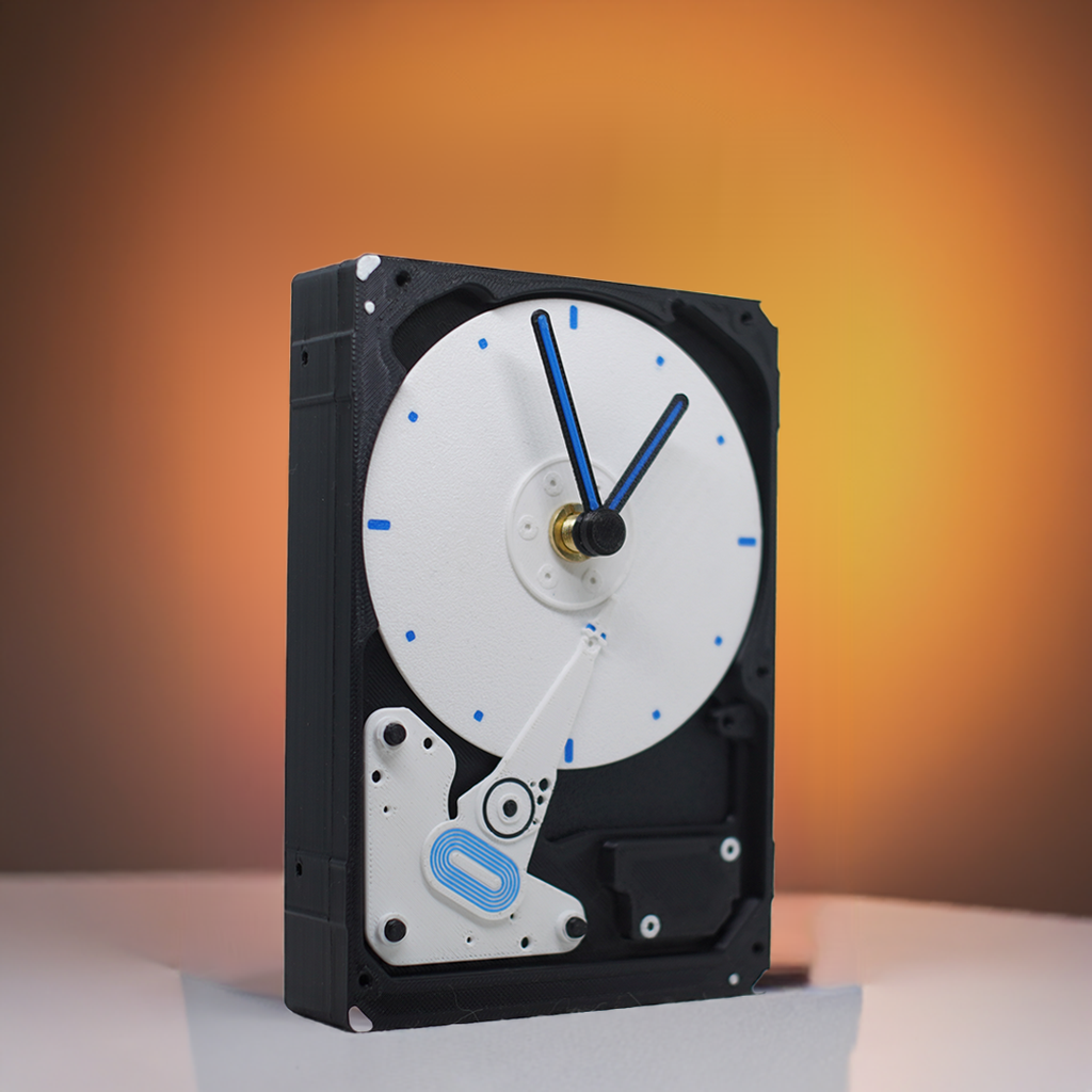 Hard Drive Clock – Upcycled Tech Art