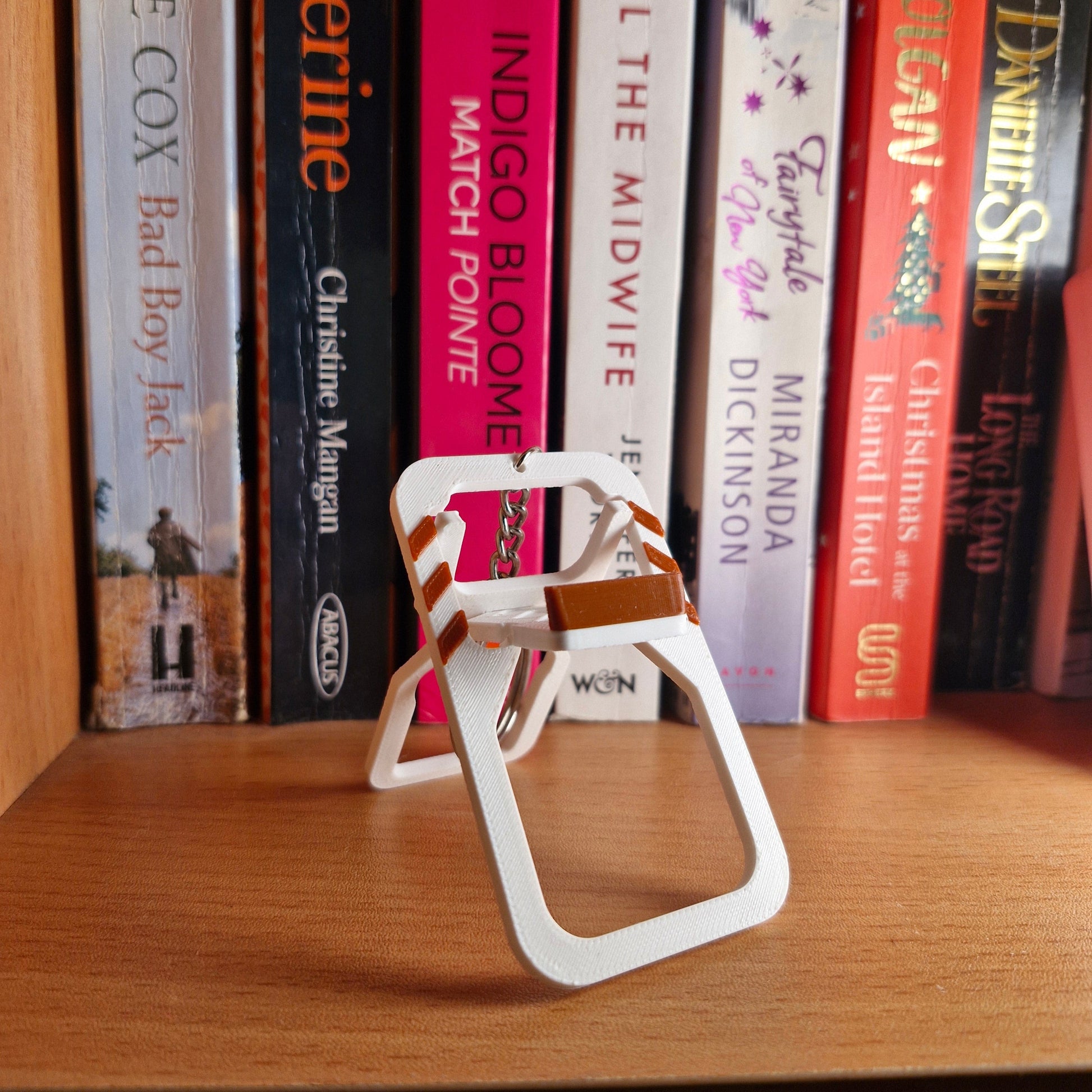 Pocket Keychain with Built In Phone Stand