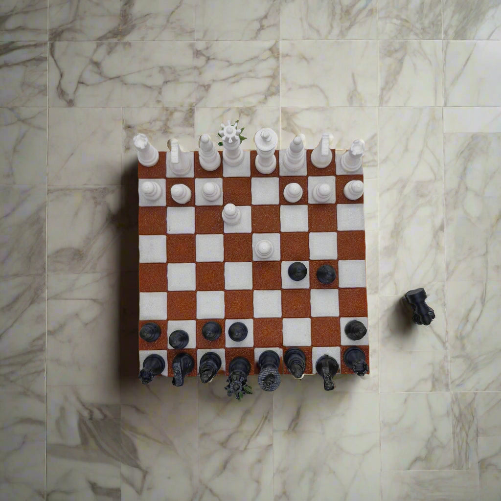 Portable Mini Roll-Up Chess Set – A Travel-Friendly Chess Experience
